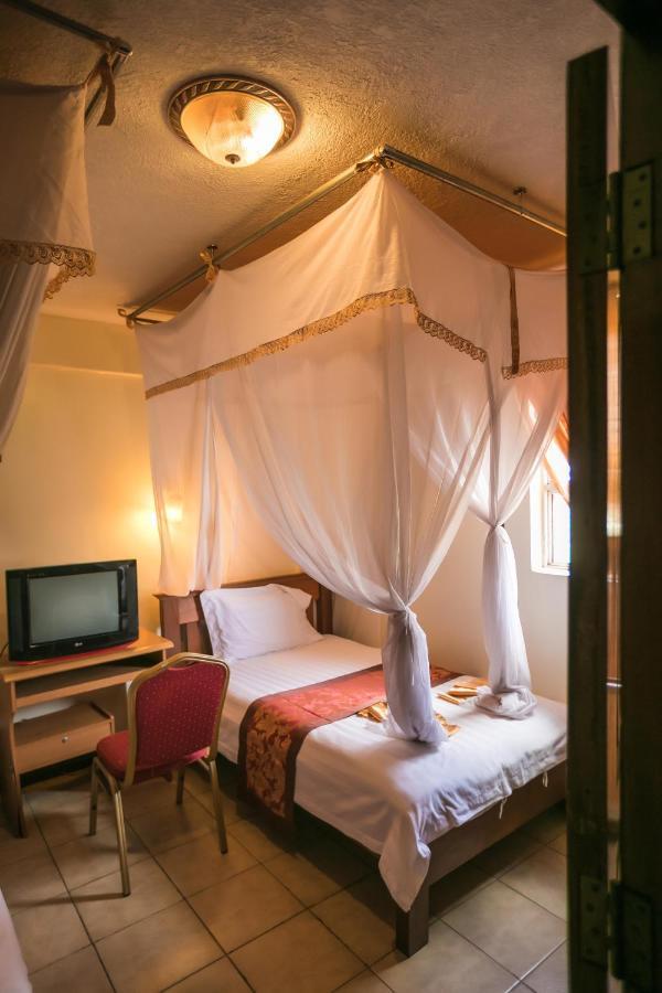 Airport View Plaza Hotel Nairobi Exterior foto